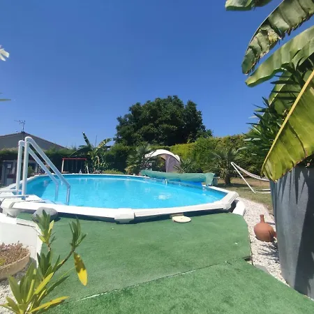 Meuble Cocooning Piscine Et ! Lägenhet Saint-Astier (Dordogne)