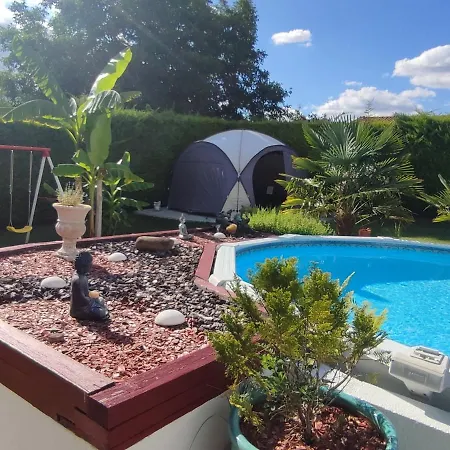 Lägenhet Meuble Cocooning Piscine Et !