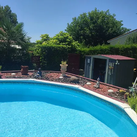 Meuble Cocooning Piscine Et ! Lägenhet Saint-Astier (Dordogne)