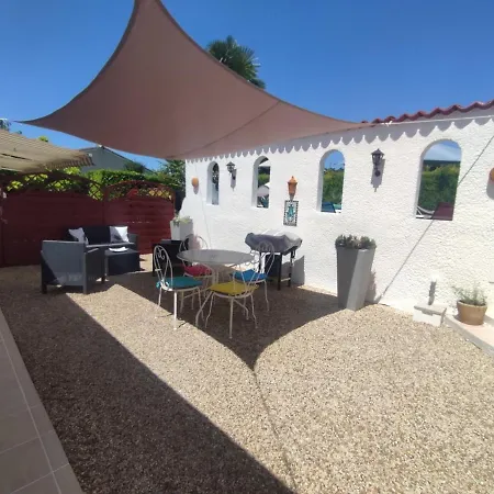 Meuble Cocooning Piscine Et ! Lägenhet