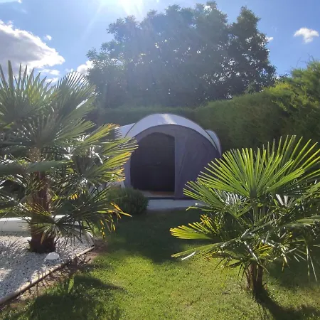 Lägenhet Meuble Cocooning Piscine Et ! *