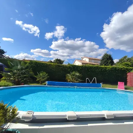 Meuble Cocooning Piscine Et ! Lägenhet Saint-Astier (Dordogne)